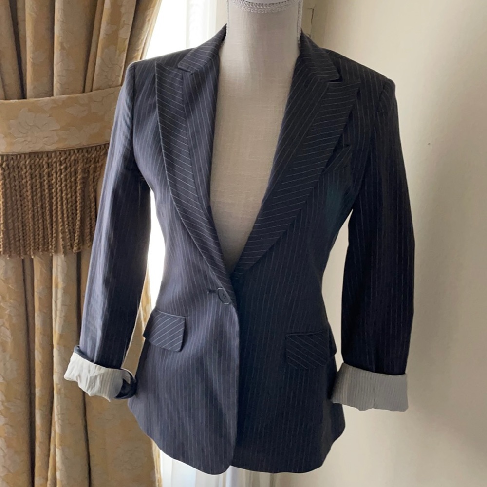 Structured grey blazer with white pin stripes
